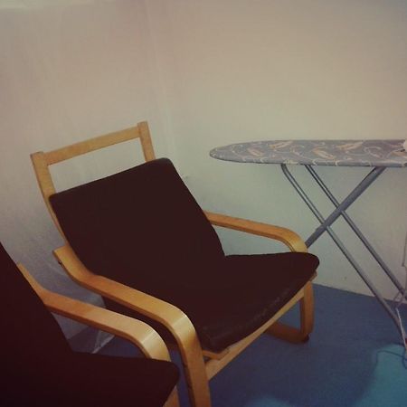 Drop Inn Singapore Bagian luar foto