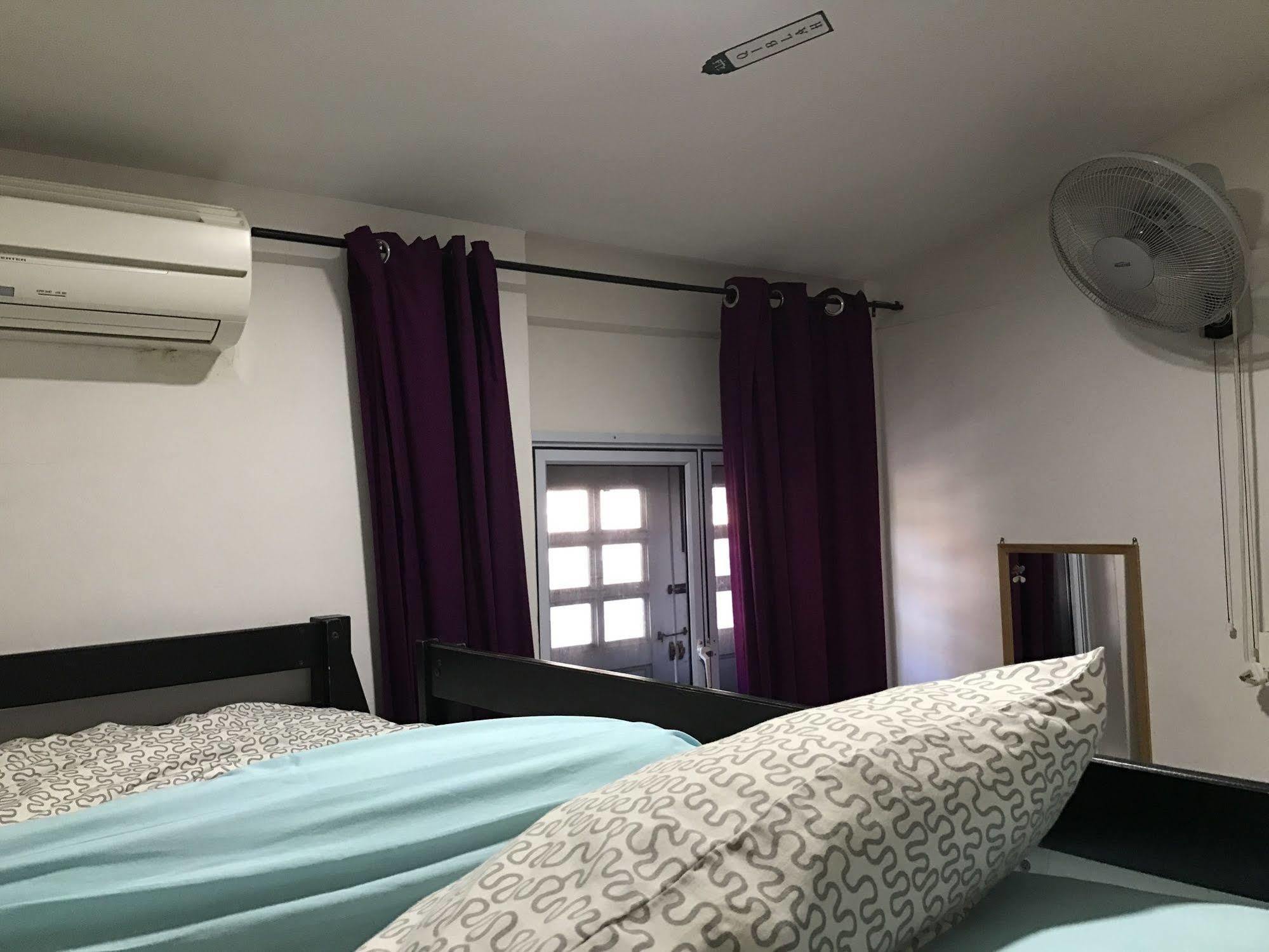 Drop Inn Singapore Bagian luar foto